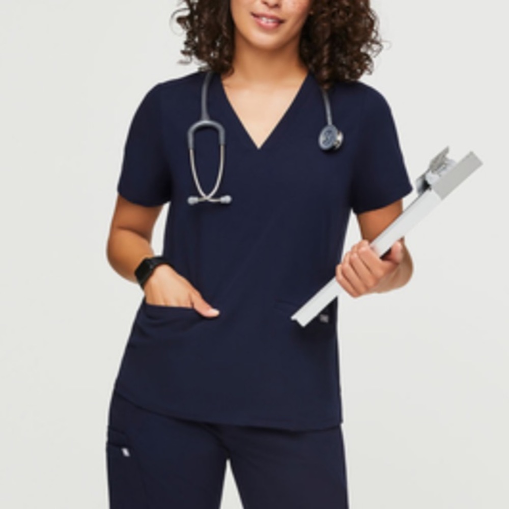 Figs casks navy scrub top size small